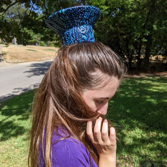 Blue Purple Flower Hair Crown - Picture 2 of 10